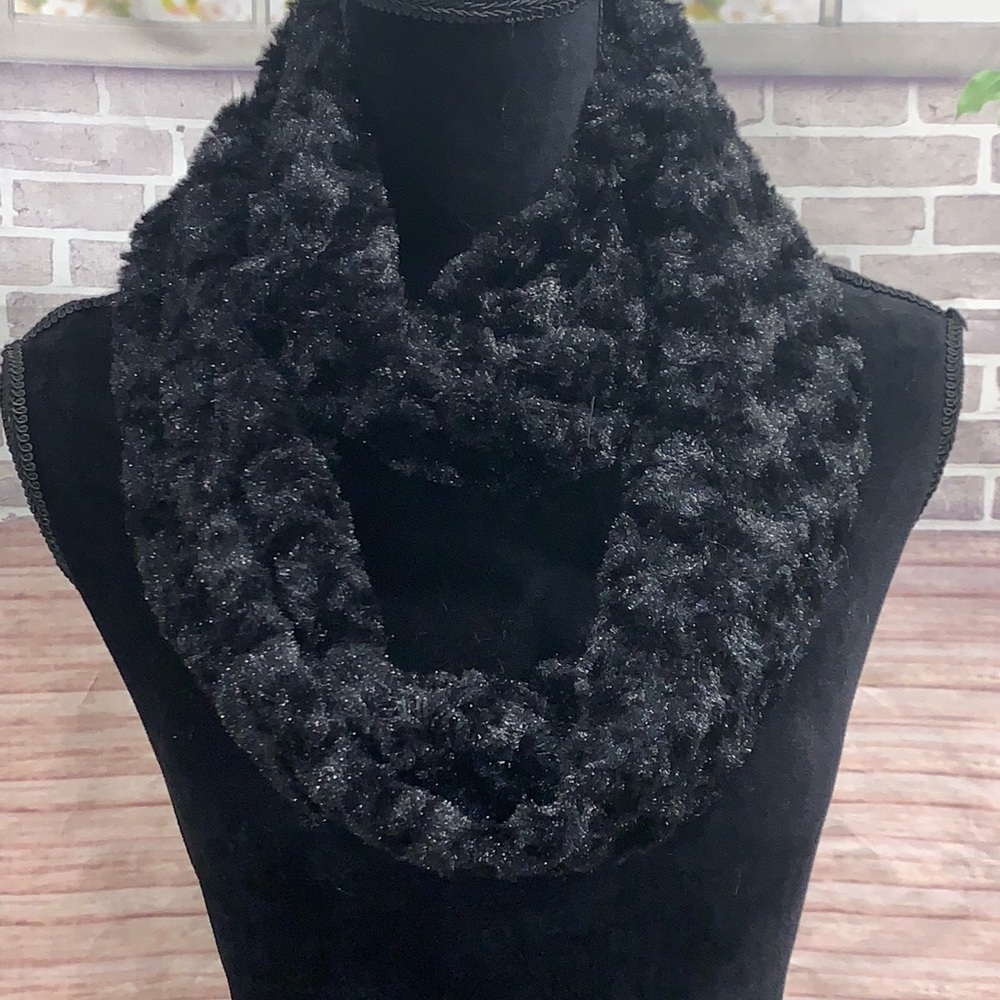 Infinity scarfs - Picture 6 of 8
